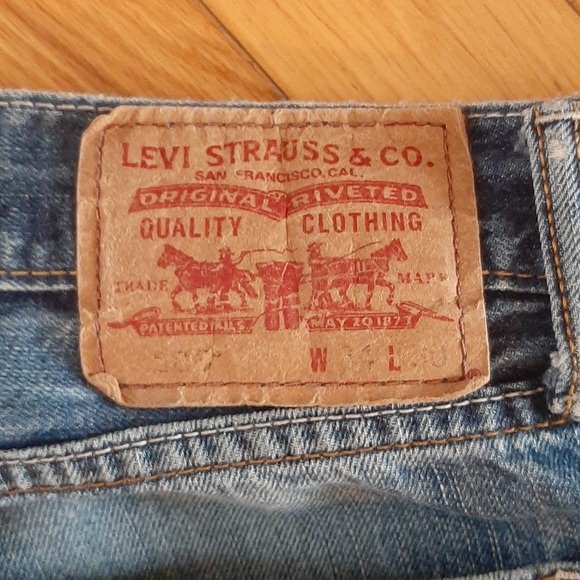 Levi's 505boot cut denim size w34 L 30 - Picture 3 of 3